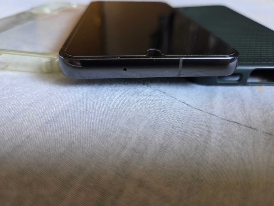 Samsun Galaxy S23 8/256 Перфектен