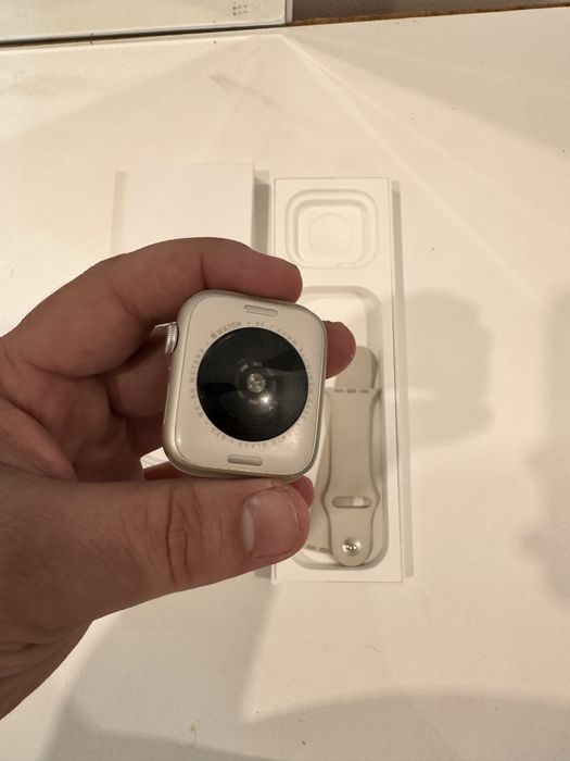 Appl watch se + cxxxxx ccx. C