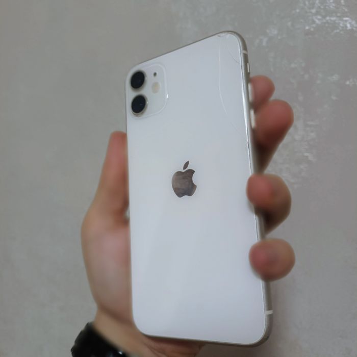 iPhone 11 / 64gb / 71% АКБ / срочно / торг есть