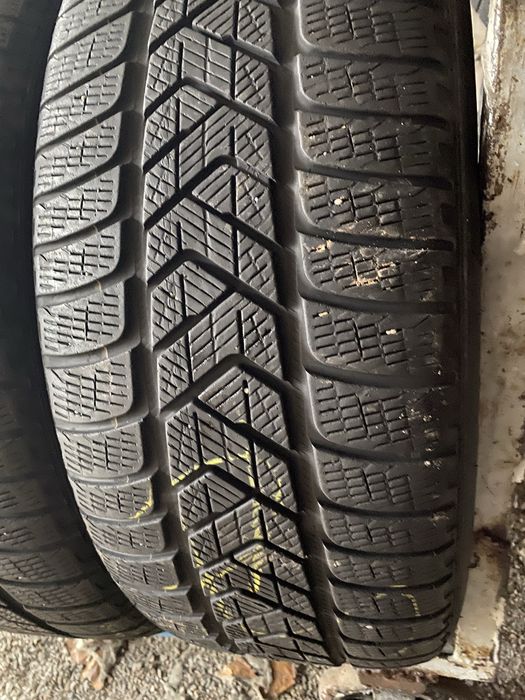 Шины 235/55/19 комплект бу пирелли