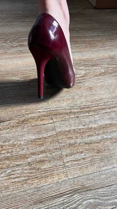 Женские туфли (шпилька)