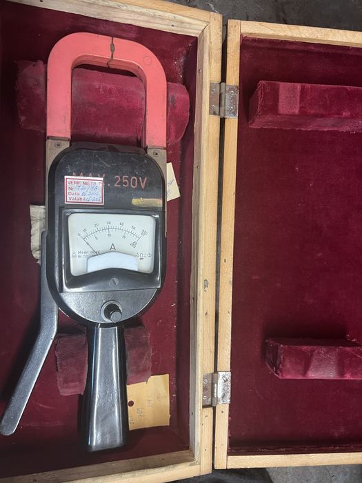 Vand cleste Ampermetru si micrometre  pentru colectionari