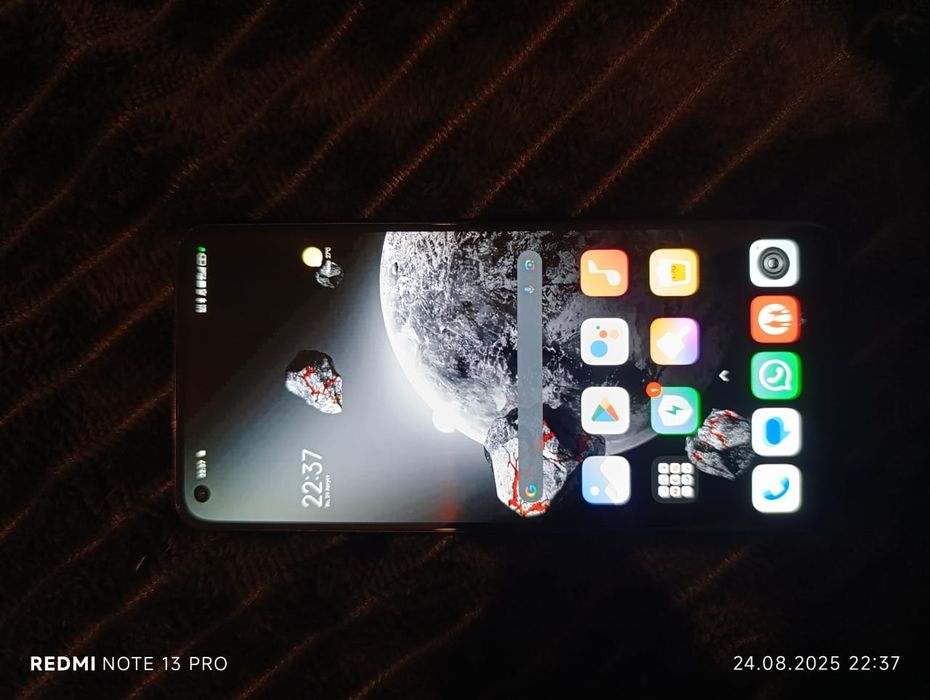 Xiaomi 11 Lite 5G NE срочна