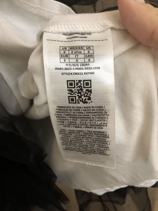 рокля Calvin Klein, Guess