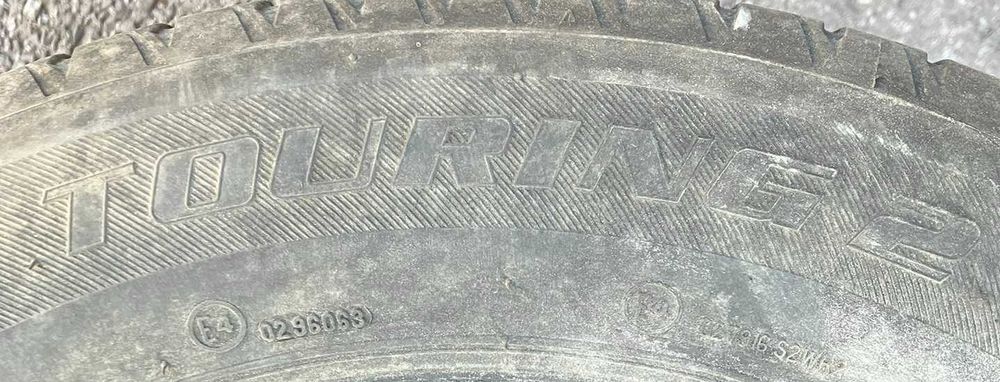 Гуми Dayton, модел Touring 2.  Размер: 185/65 R15