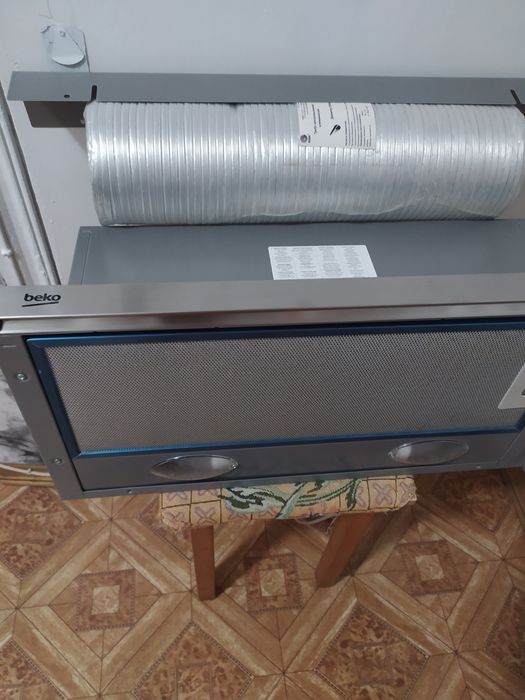 Вытяжка кухонная Beko