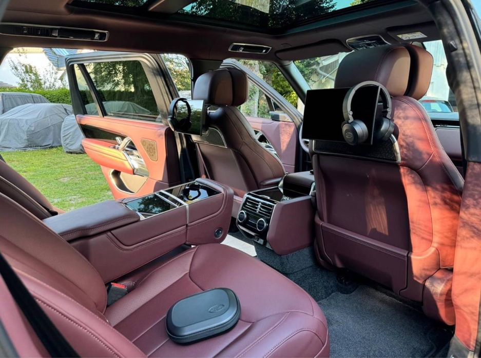 Range Rover P530 Long Night packet 2025