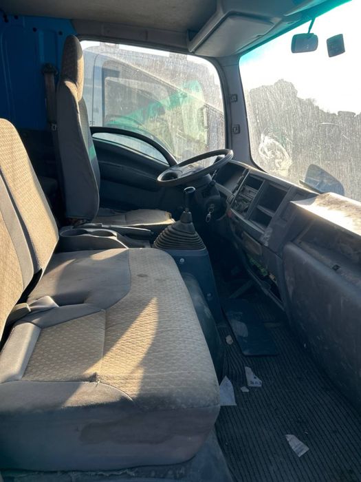 Isuzu kabina komplekt
