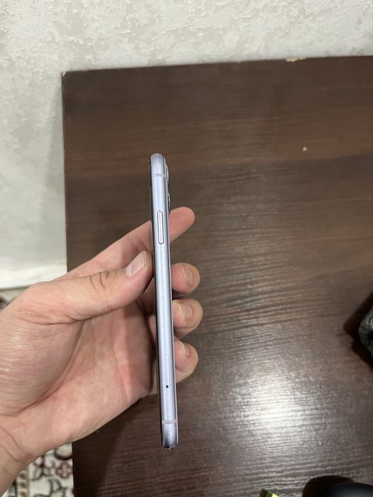 Продам iphone 11