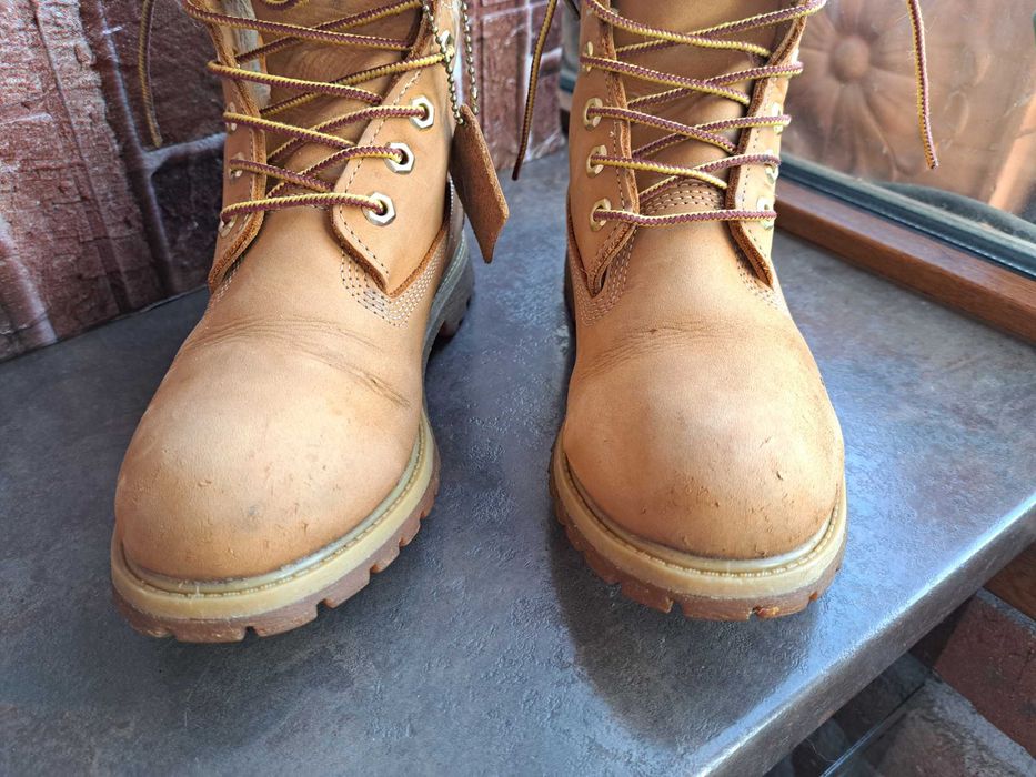 дамски зимни обувки,боти,кубинки,ном38,Timberland