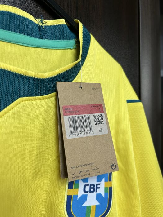 Tricou oficial de fotbal acasă al Brazil national football team 2026, original, fabricat în Brazilia, culoare galben, nou cu etichete, mărimea L