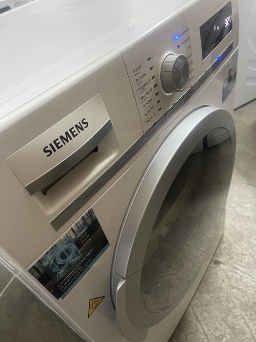 Сушилня Siemens IQ 700, 8 кг., термопомпа.  Инверторен мотор!