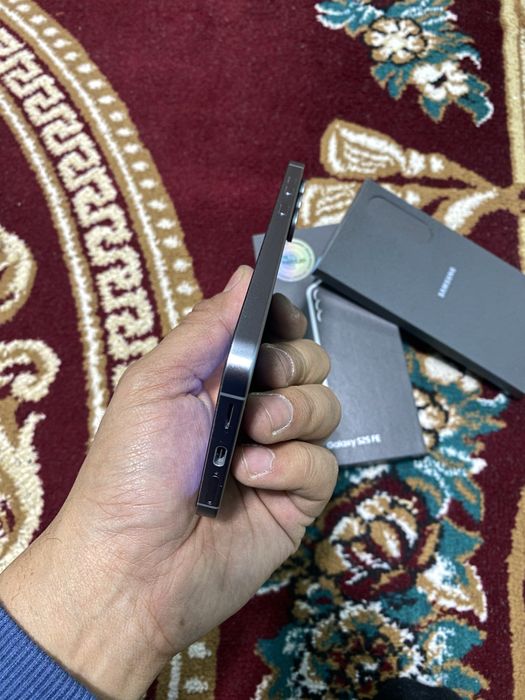 Samsung S25 fe yangi