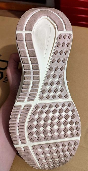 Кроссовки Nike STRUCTURE