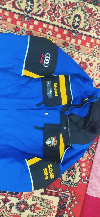 Продам Куртку Ауди