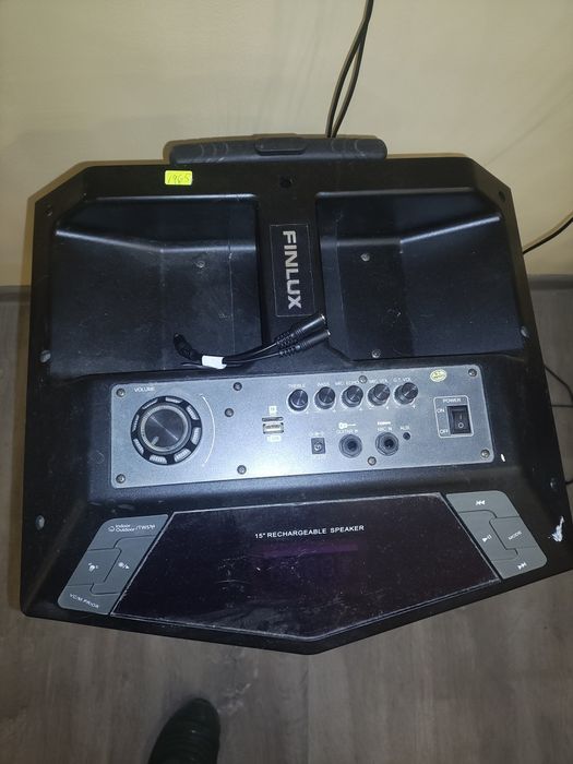 Две преносими блутут колони