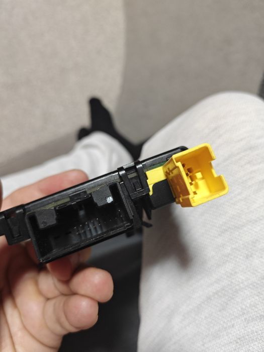 Calculator comenzi volan passat b6