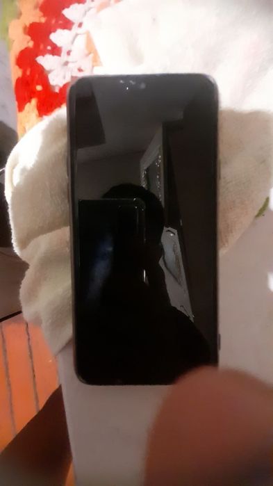 Samsung a20s продаю