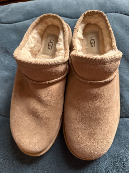 UGG обувки с отворена пета. Нови
