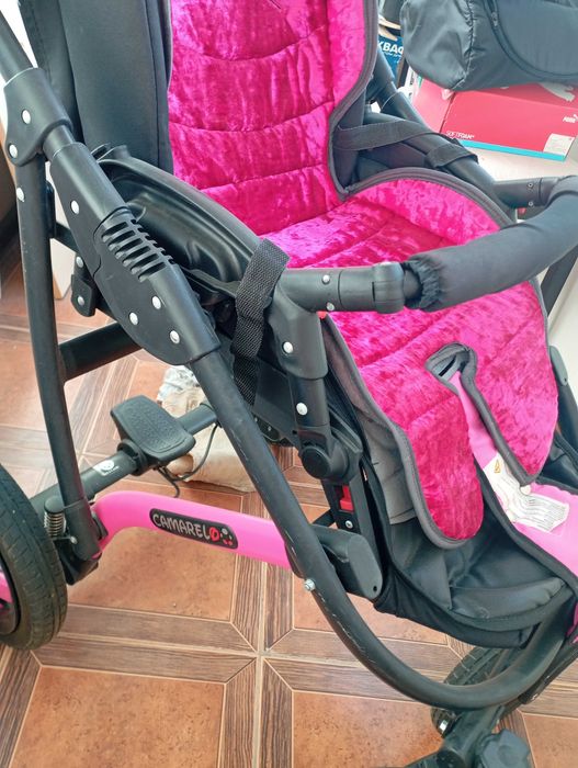 Детская красивая коляска