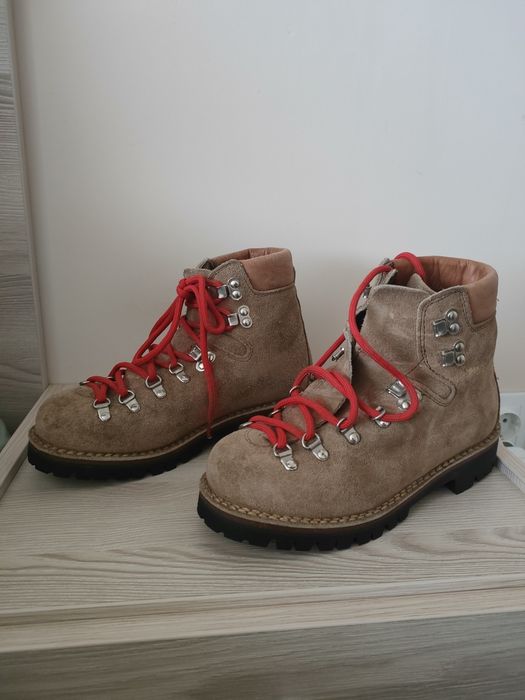 Туристически обувки