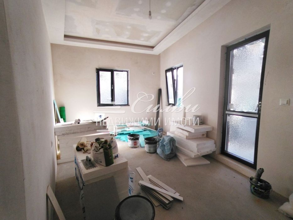 Тристаен апартамент НОВО строителство - кв.Гривица