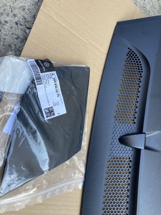 Кора преден капак W245 , кора пръскалки чистачки