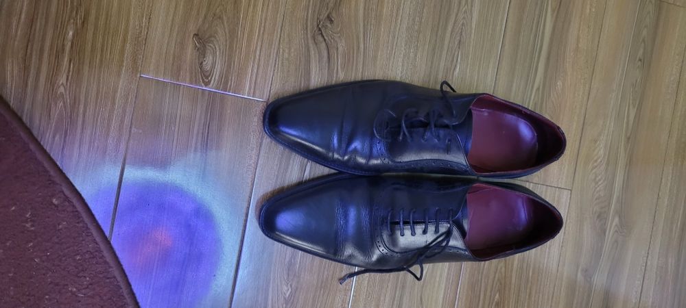 Pantofi Versace originali  nr 43 piele adevarata vand sau schimb cu di