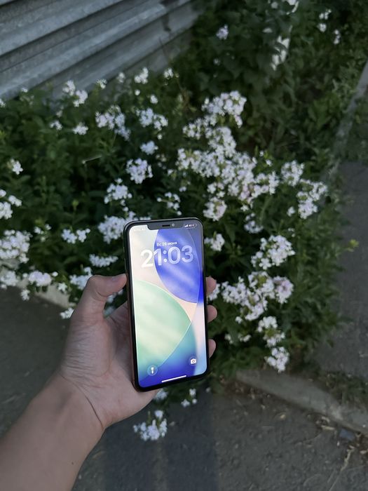 Продам срочно iPhone 11 Pro Max 64GB