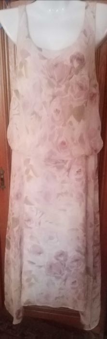 Rochii dame foarte elegante de zi si de seara