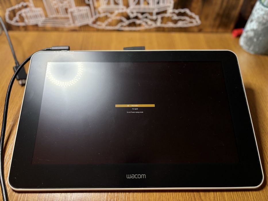 Wacom One 13.3” Creative Pen Display – stare excelentă, completă!