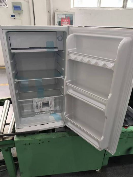 BLESK холодильник иневый 85 см