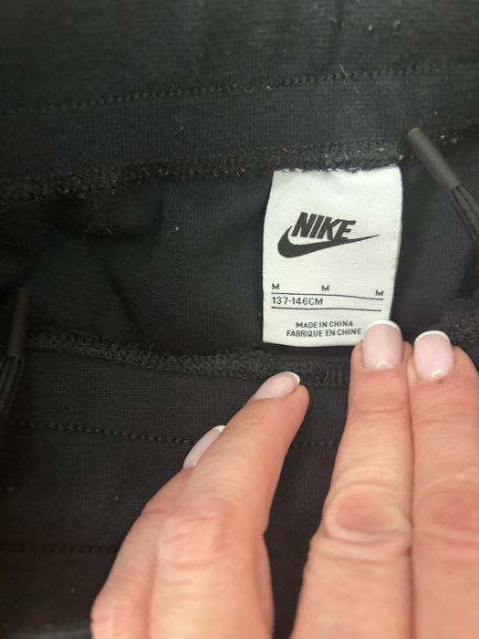 Детски комплект  NIKE TECH FLEECE