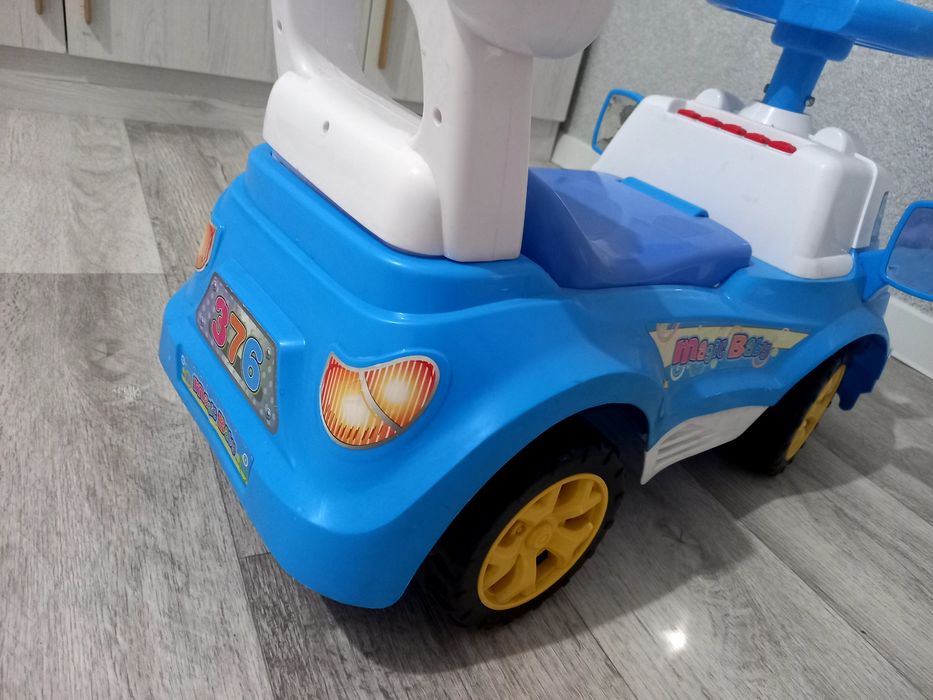 Транспорт детский ( толокар)  magic baby