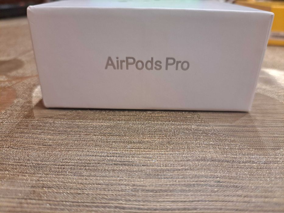 AirPods PRO 2 в перфектно състояние