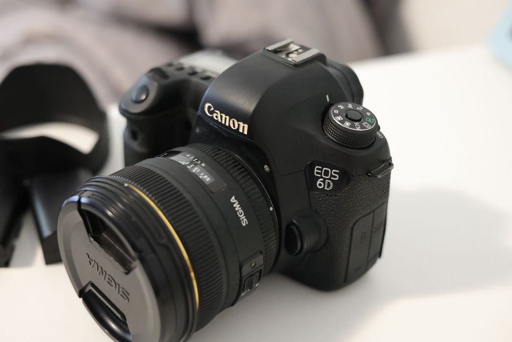 Vand Canon 6D cu obiectiv sigma 50 mm f1.4