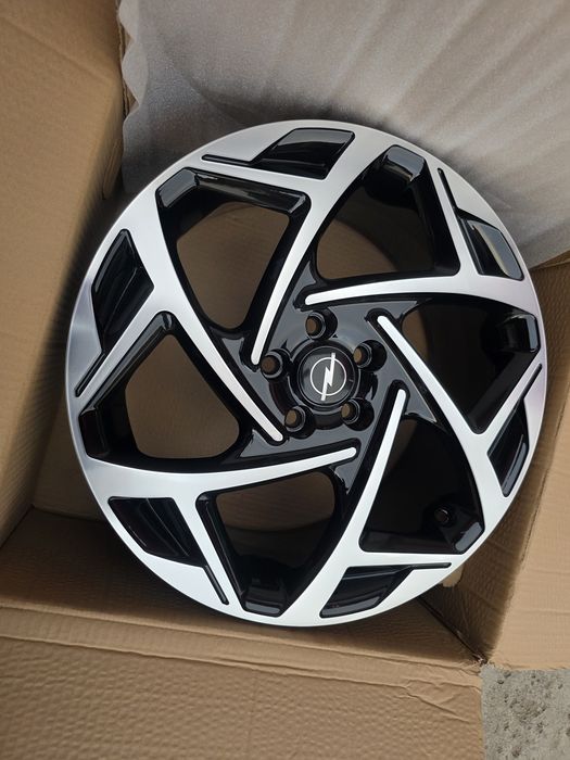 Jante de aliaj pentru opel astra pe 17  5x105 marca rc wheels model 175