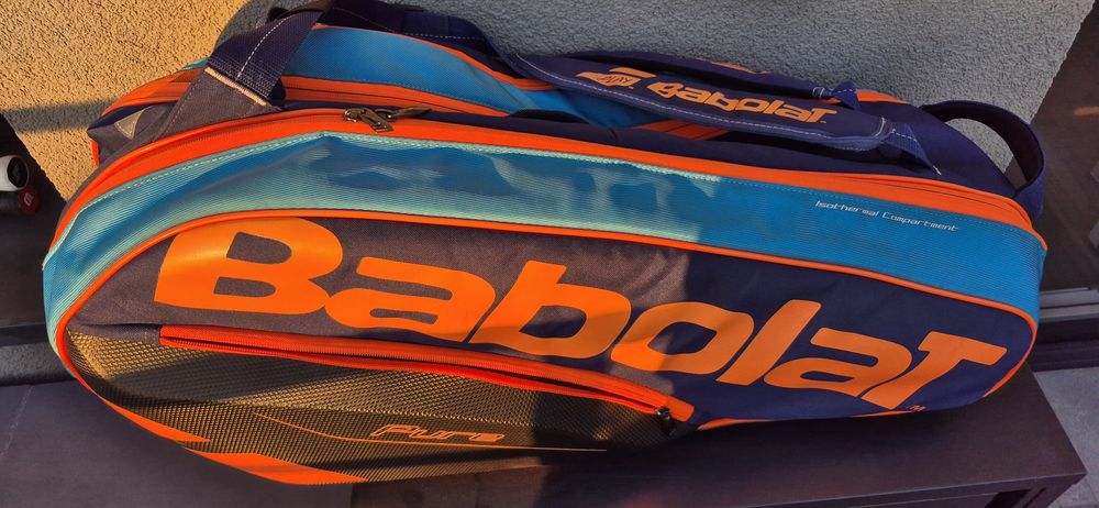 Vând geantă tenis Babolat Pure