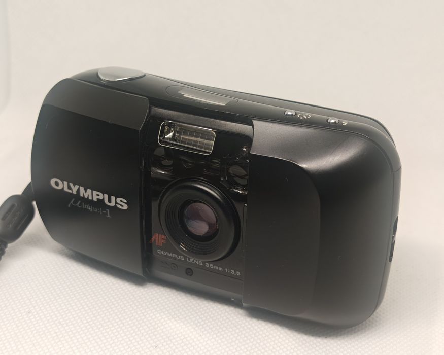 Olympus mju I – Aparat foto pe film 35 mm, compact și foarte apreciat