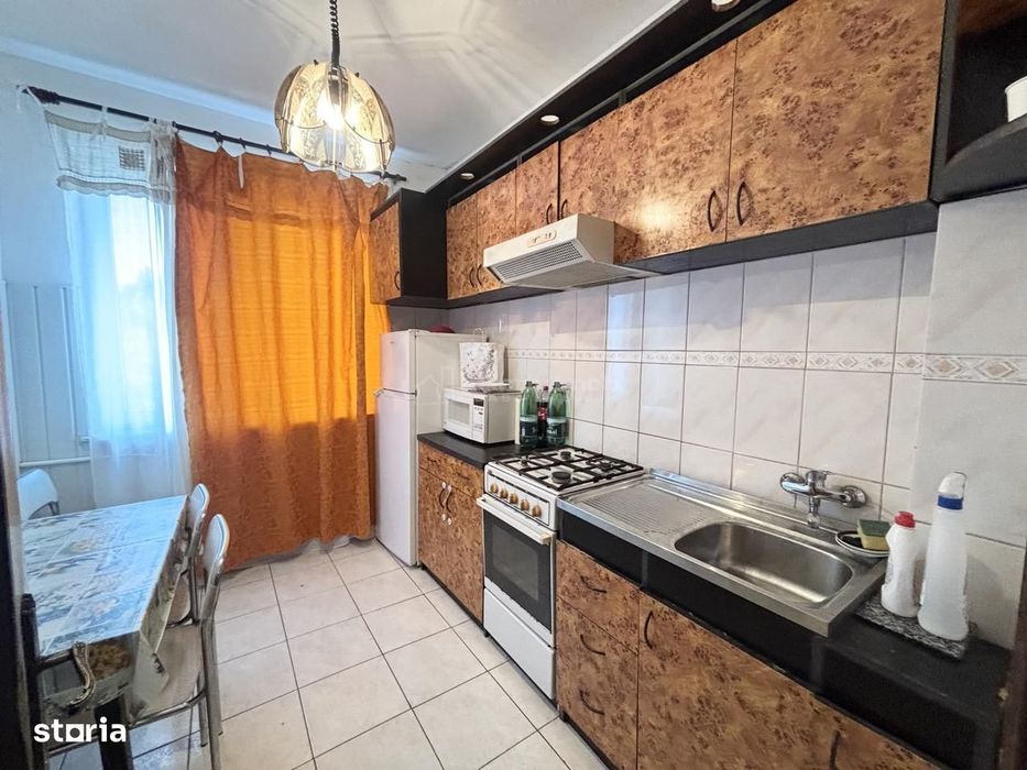 Apartament 3 camere  - Rogerius - Str Selimbarului - etaj 4