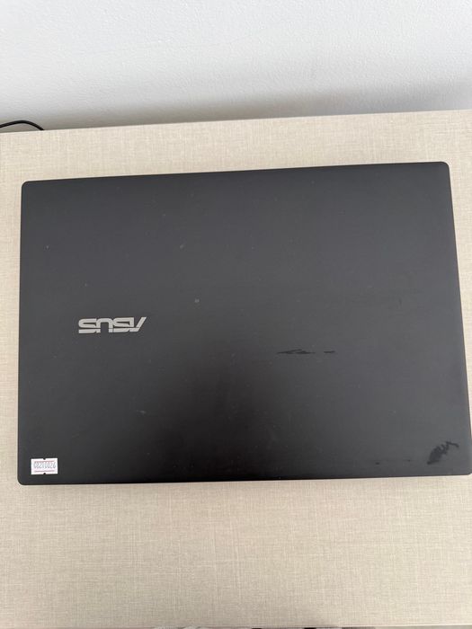 Asus vivobook v16