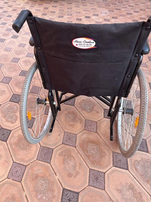 Коляска инвалидная новая