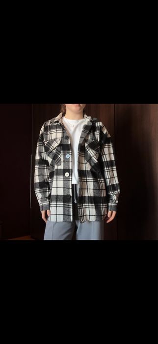 Черно-бяла риза, размер S