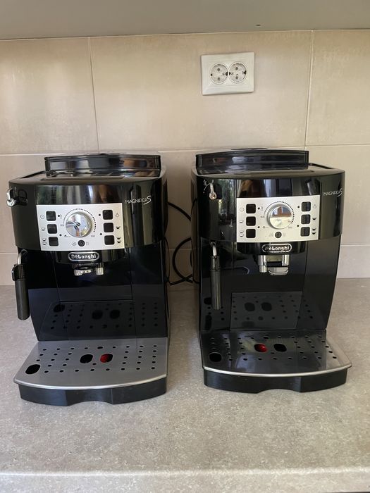 Espressor expressor aparat de cafea delonghi magnifica s garantie