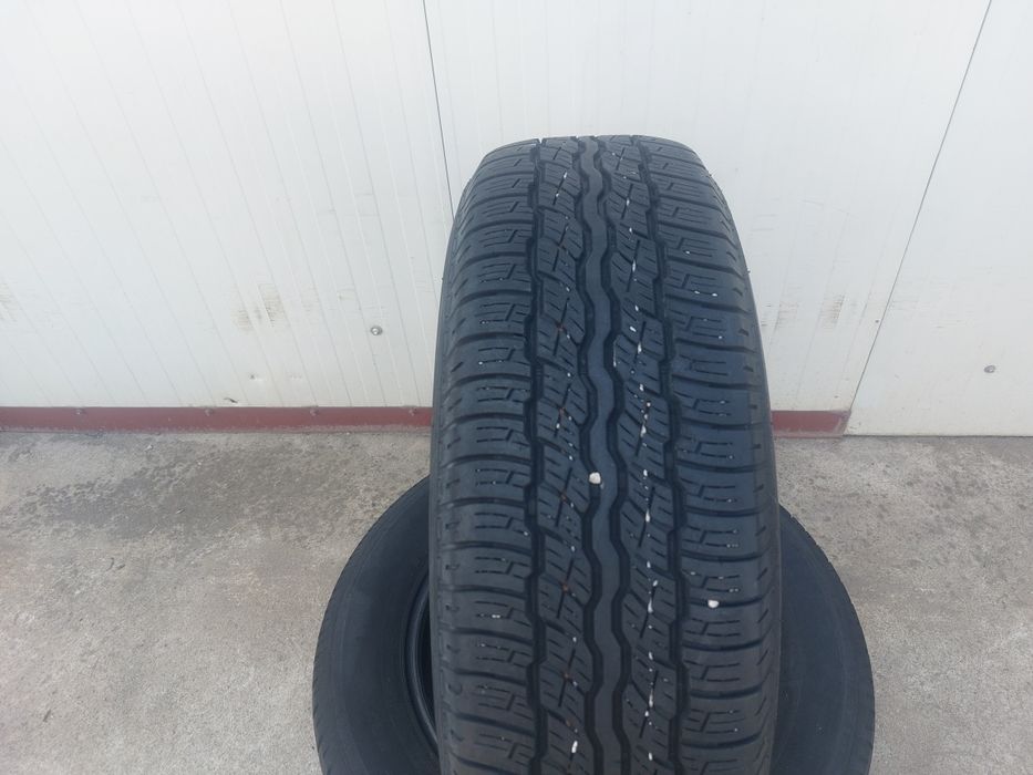 100 lei bucata! Doua anvelope de vara 225 65 17 Bridgestone