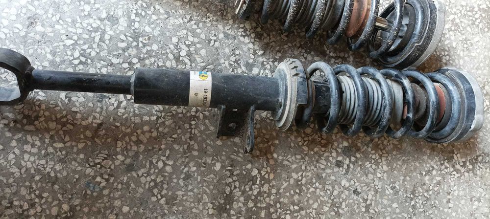 Set amortizoare fata cu arc si flansa BMW seria 5 F10 F11