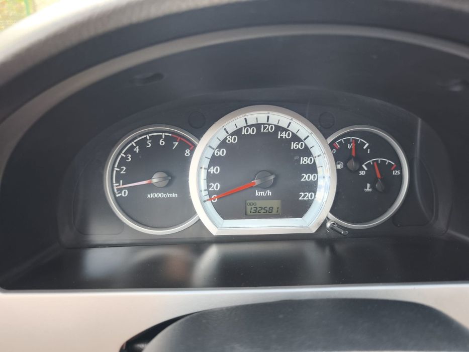 Vand Chevrolet Lacetti 1.6 Benzină – 2007 – Unic proprietar
Vând Chevrolet Lacetti, an fabricație 2007, motorizare 1.6 benzină, 109