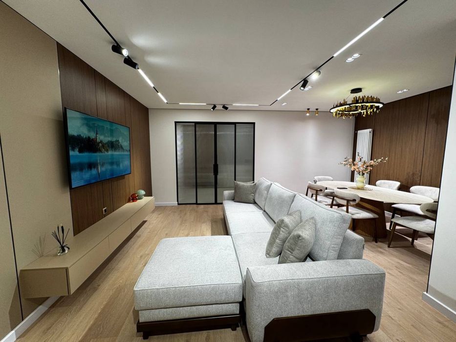 4-комнатная квартира | / МВД Корзинка |дорогой ремонт | мебель техника