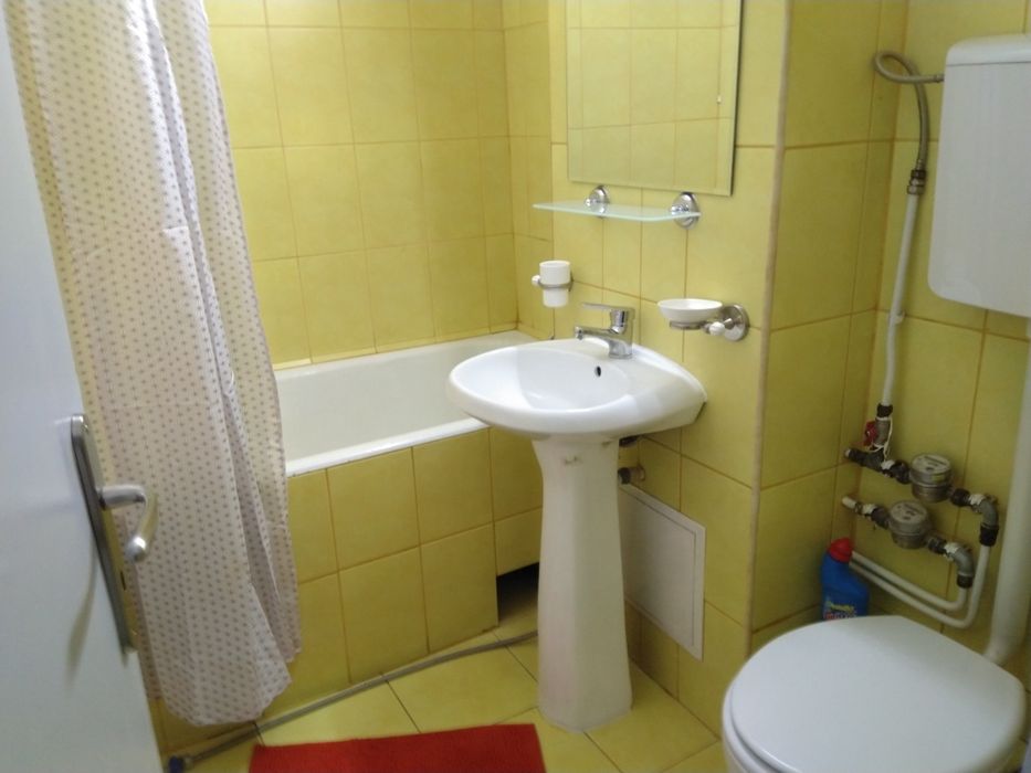 Garsoniera de închiriat