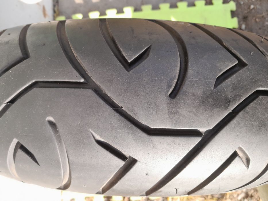 Продам мотошину PIRELLI.